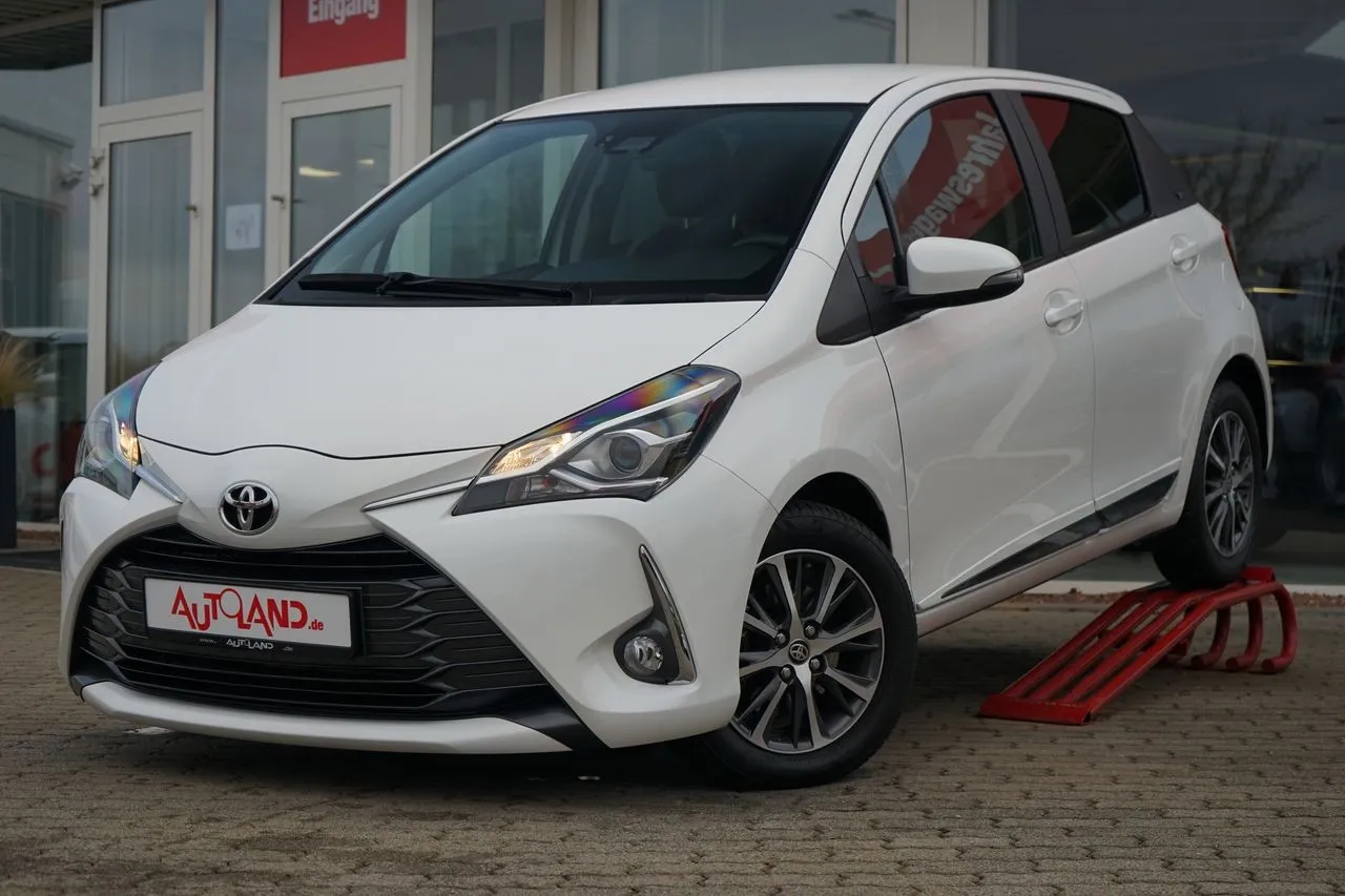 Toyota Yaris 1.5 Dual-VVT-iE Y20...  Image 1