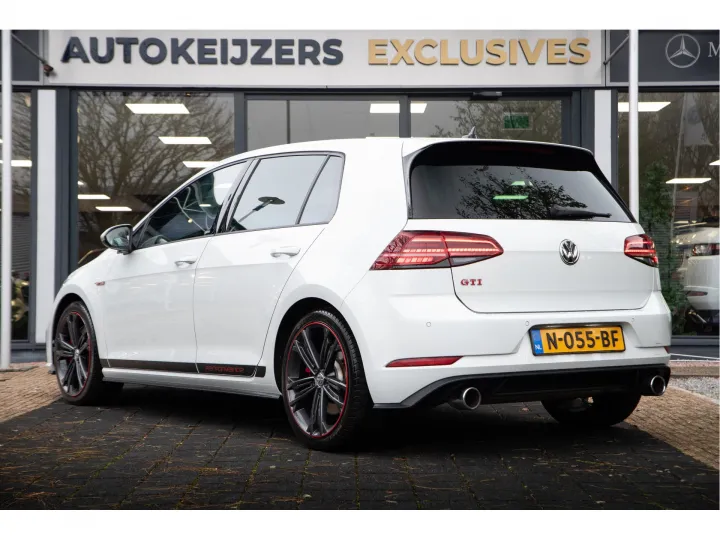 Volkswagen Golf 2.0 TSI GTI Performance  Image 4